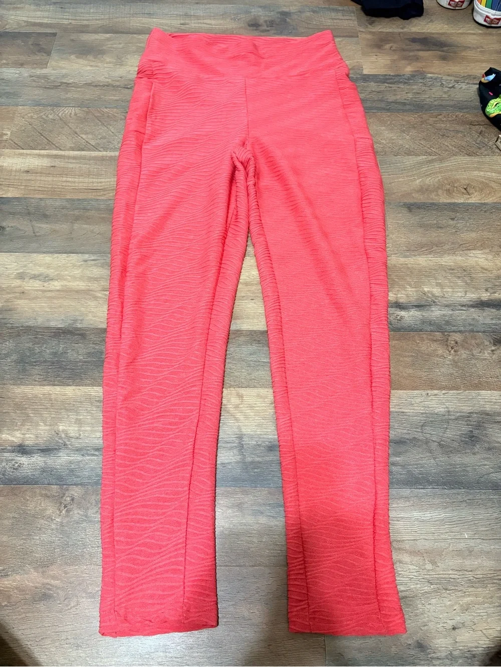 Fawn Activewear Coral Textured Flare Leggings Women’s XL